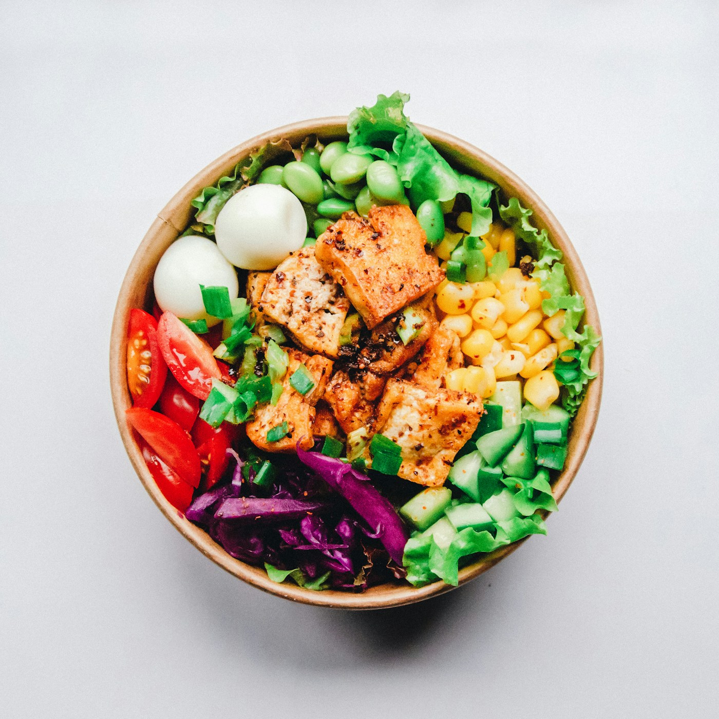 Colorful balanced chicken bowl